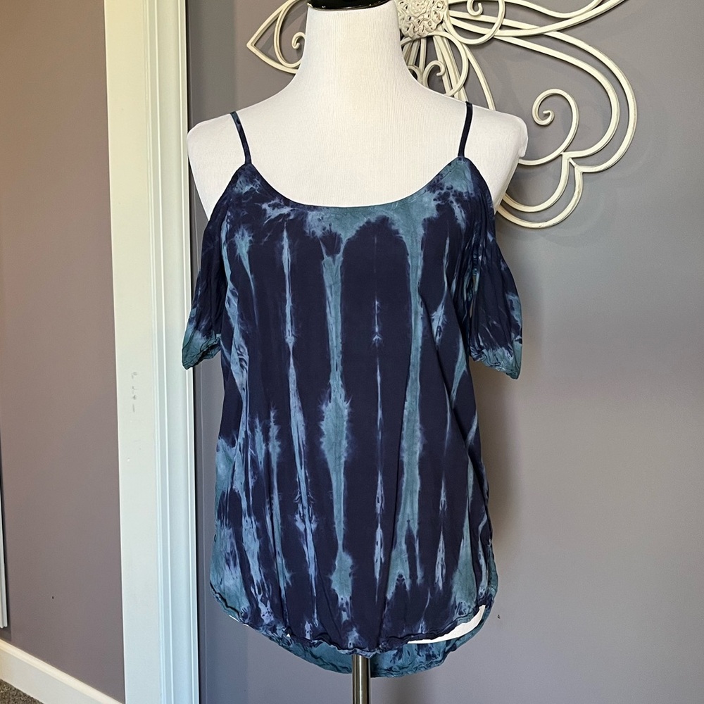 Rock & Republic Blue Tie-Dye Drip Open Shoulder Top